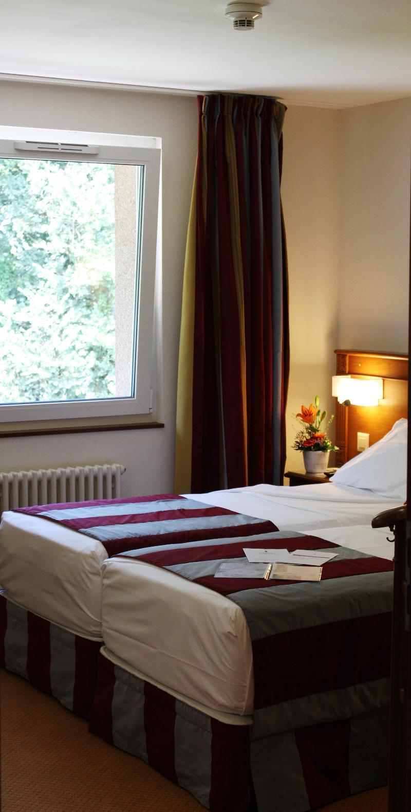 Hotel Des Inventions Ecublens  Екстер'єр фото
